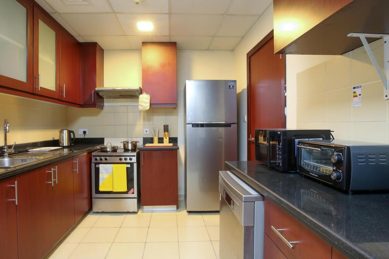 Lovely Two Bedroom Apartment Next To The Beach Apartment *