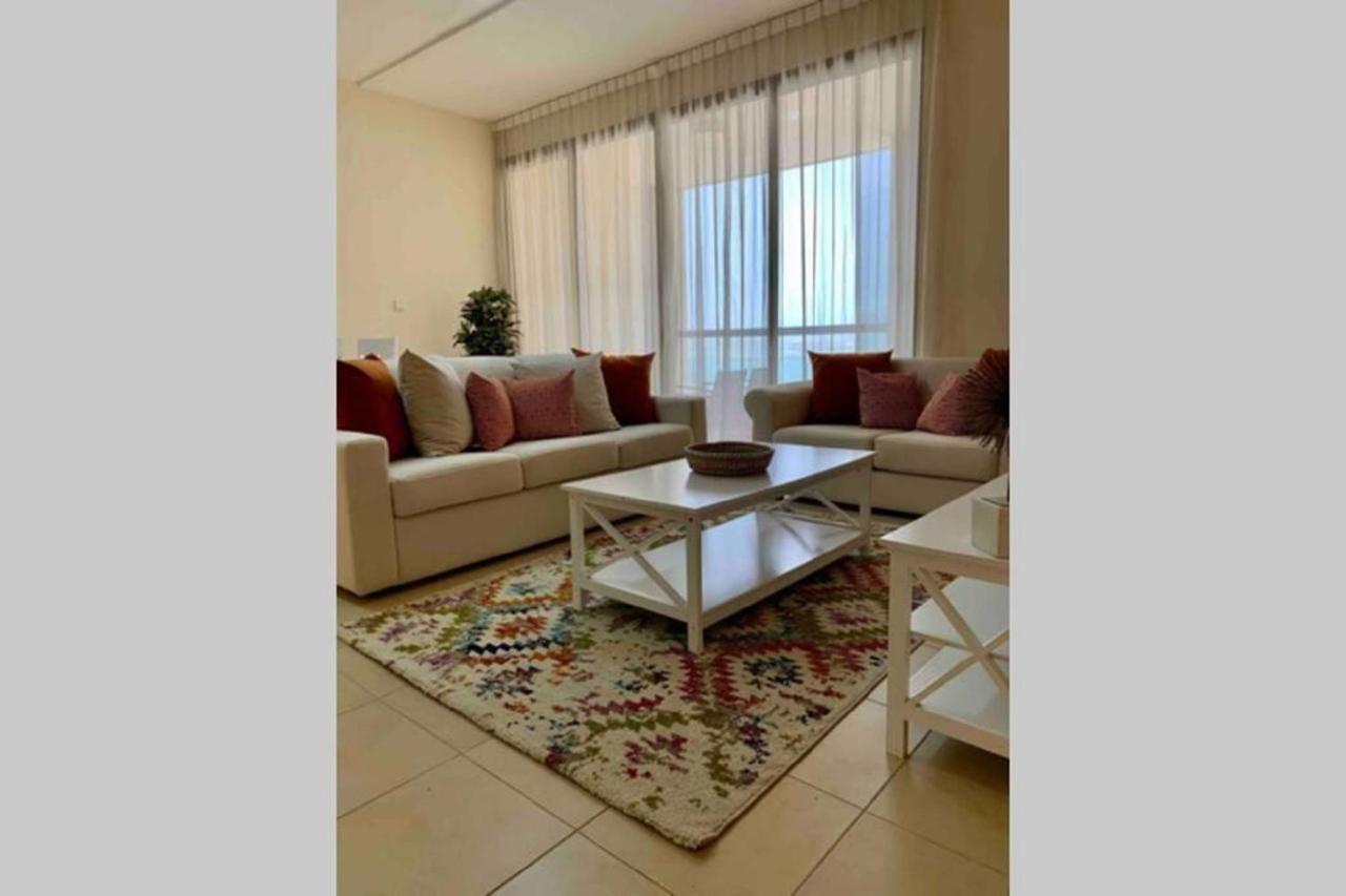 Lovely Two Bedroom Apartment Next To The Beach Apartment