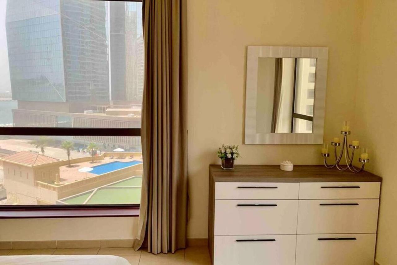 Apartment Lovely Two Bedroom Apartment Next To The Beach *